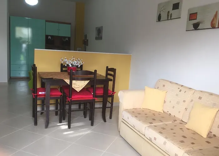 Braho Appartement Pogradec